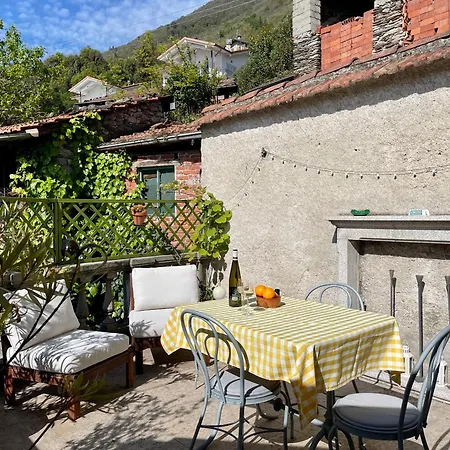 Lovenest: Romantic Overlooking The Apartmán *