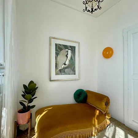 Apartment Lovenest: Romantic Overlooking The *