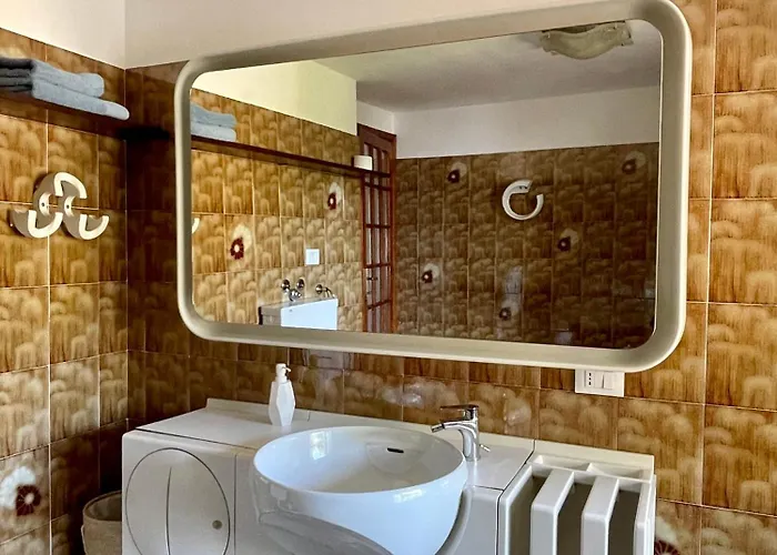 Lovenest: Romantic Overlooking The *