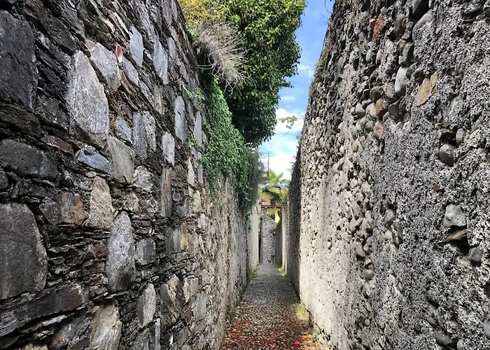 Lovenest: Romantic Overlooking The Daire *