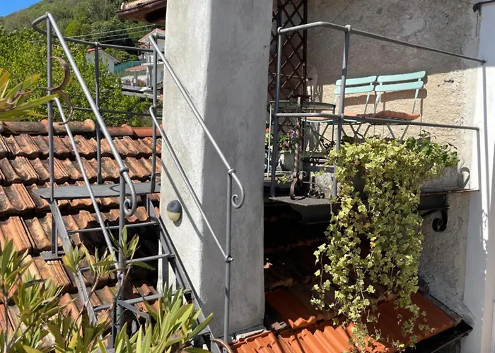 Daire Lovenest: Romantic Overlooking The Oggebbio